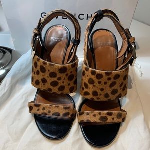 GIVENCHY Calf Hair City Sandals 🤎🖤
